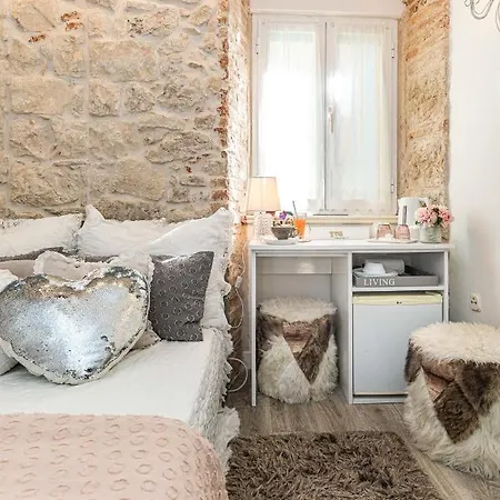 룸스 토믹 스플리트