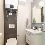 Tomic ゲストハウス 3*